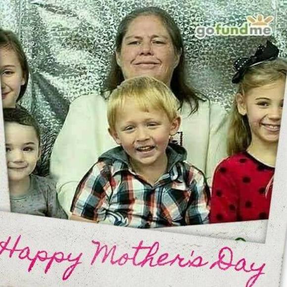 Meet your Posher, Sharon - Picture 1 of 1